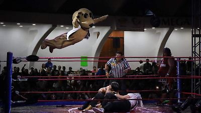 Psycho Clown y La Parka brillan en emotiva función en Toluca