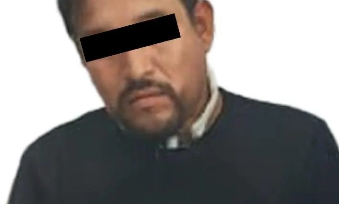 ¿Qué llevó a un hombre a amenazar a su pareja con cuchillo en Texcoco y qué sucedió después?