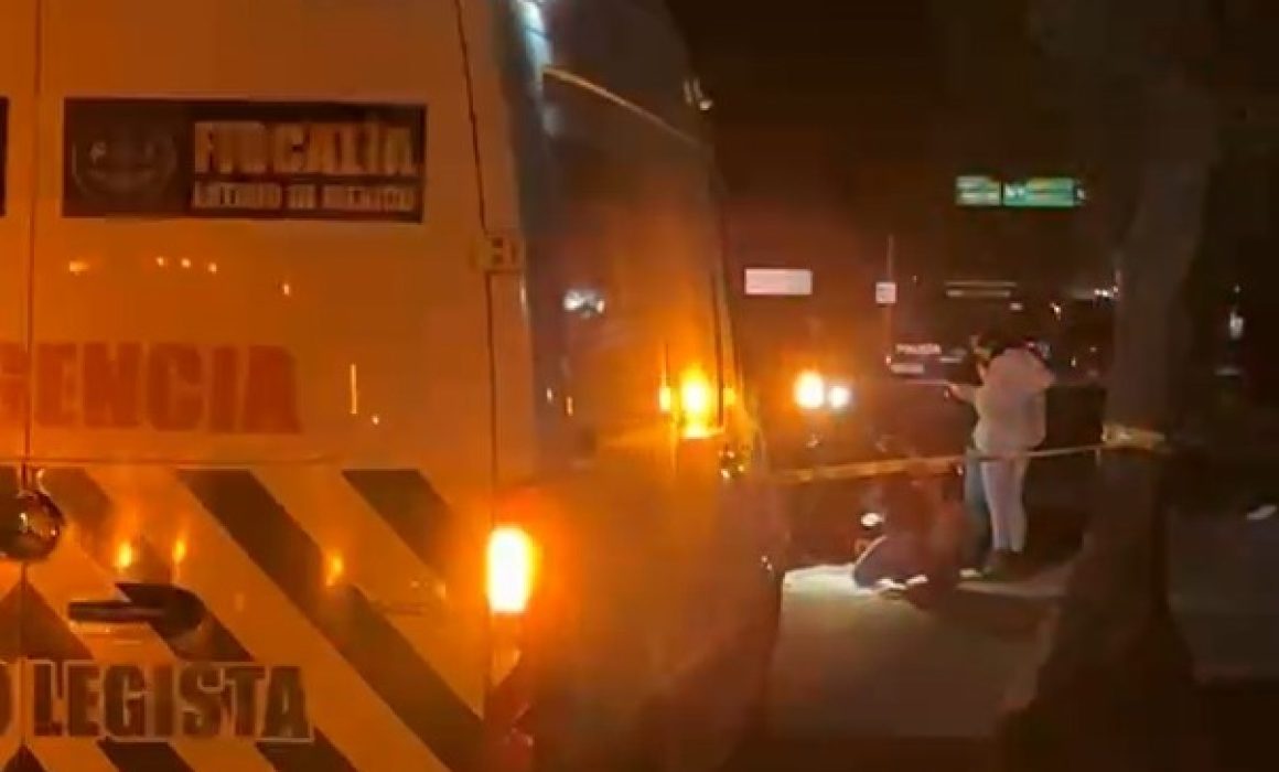 ¿Qué ocurrió en la carretera Toluca-Palmillas que le costó la vida a un joven motociclista?