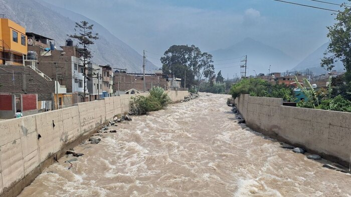 Ríos Chillón y Rímac alcanzan alerta amarilla en Lima por incremento de caudales debido a lluvias