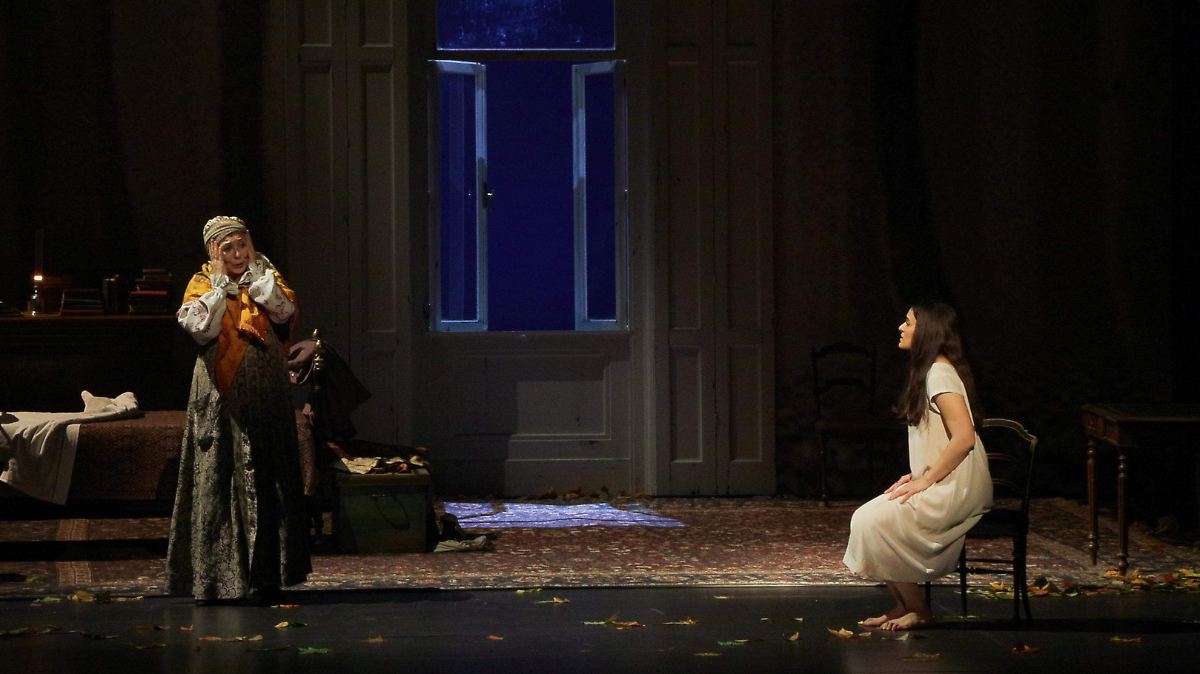 Ralph Fiennes Hace su Sorprendente Debut en la Ópera en París con 'Eugenio Oneguin'