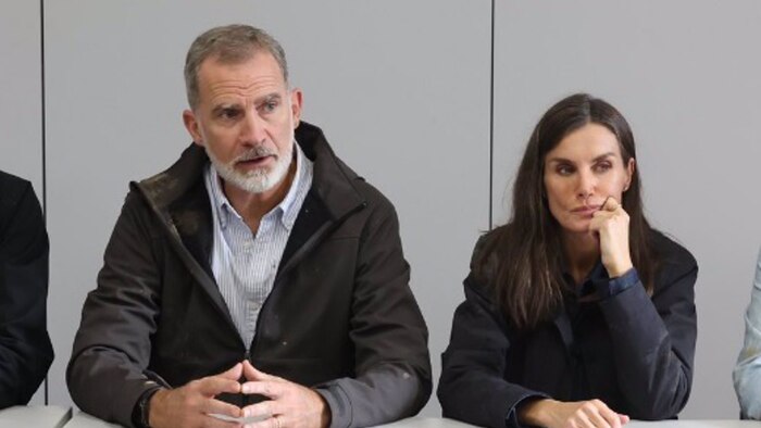 Reyes Felipe VI y Letizia expresan apoyo a afectados por la borrasca Leonardo en España