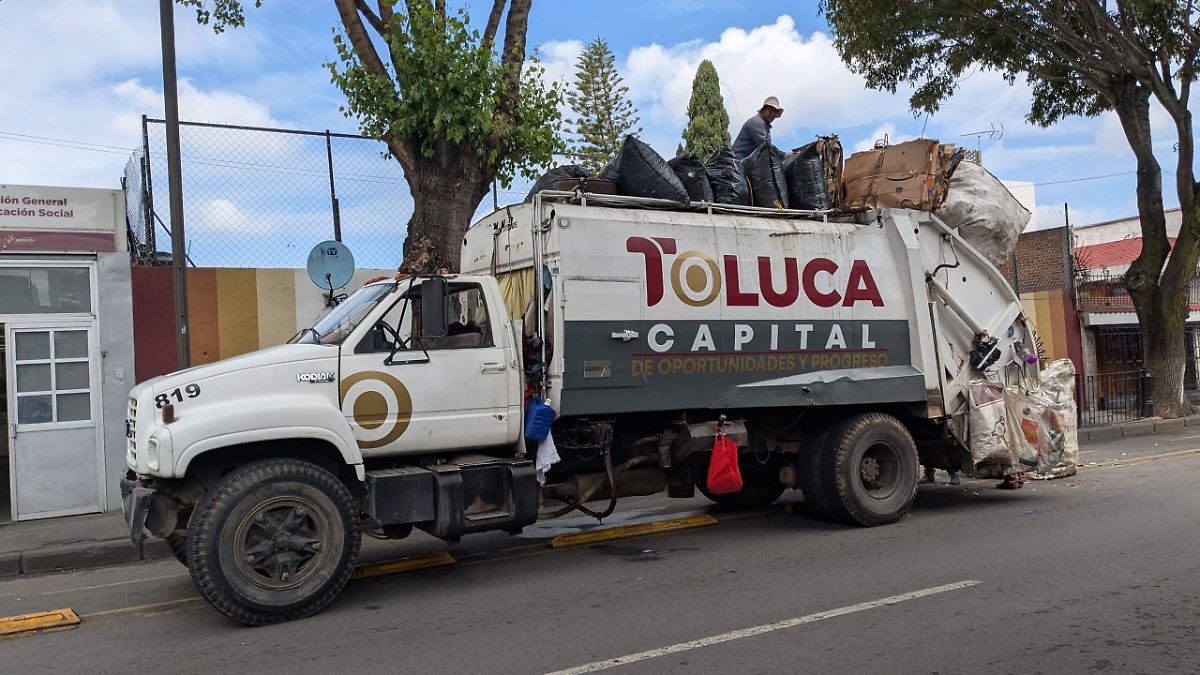 ¿Sabías que Toluca lanzará una app revolucionaria para ubicar camiones de basura en tiempo real? Descubre la ruta nocturna que cambiará todo