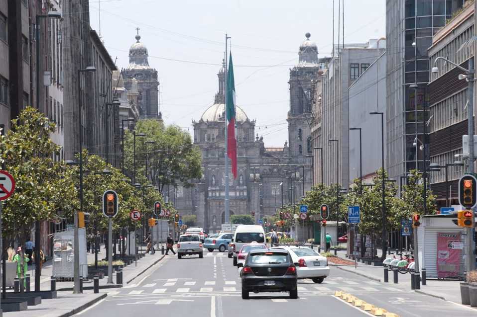 ¿Sabes qué autos descansan este 1 de enero de 2026 en CDMX y Edomex? La resolución definitiva para empezar el año sin multas