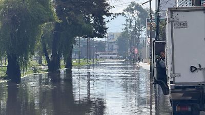 San Mateo Atenco lleva más de 12 horas bajo el agua tras intensas lluvias