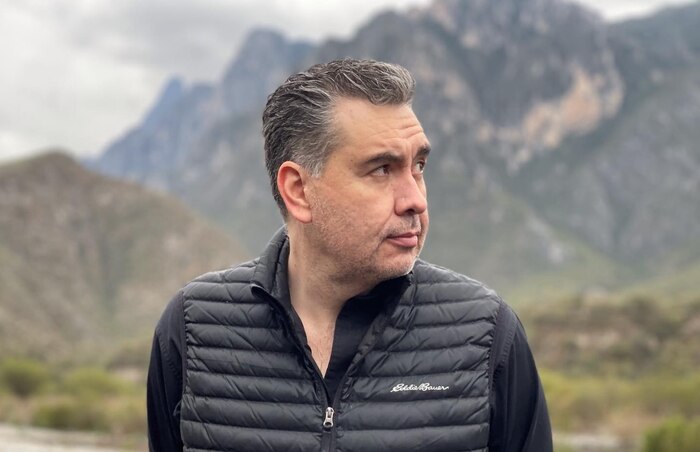 Senador Waldo Fernández denuncia montaje electoral tras detención de Karina N. en Nuevo León