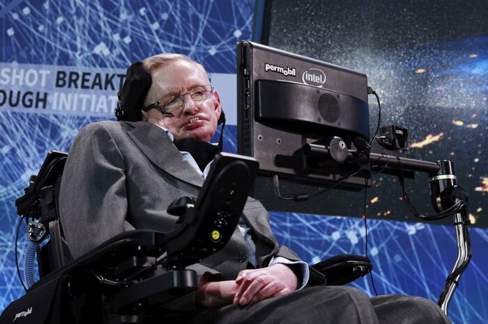 Stephen Hawking destaca la fortaleza de las mentes silenciosas y su impacto en la ciencia y la humanidad