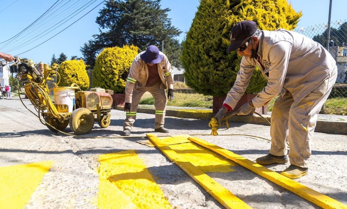 Tianguistenco mejora la imagen urbana en Santiago Tilapa con jornadas de mantenimiento y infraestructura