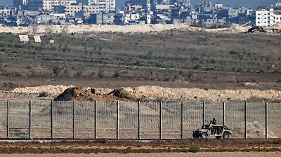 Tiroteo en cruce de Allenby: conductor con ayuda para Gaza mata a dos israelíes