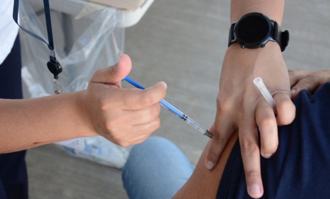 Tlalnepantla instala módulos de vacunación contra el sarampión en áreas estratégicas del municipio