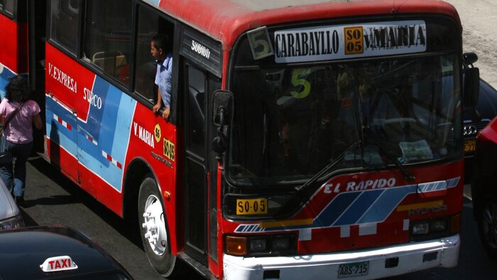 Transportistas en Lima evalúan extender paro a 48 horas y sumar más empresas tras asesinato de conductor