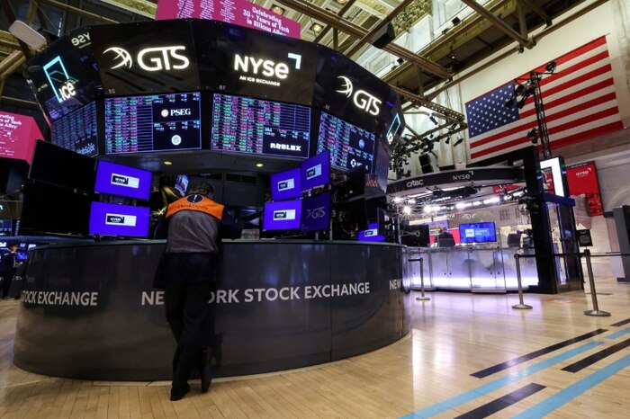 Wall Street inicia febrero con ganancias y tendencia en metales preciosos